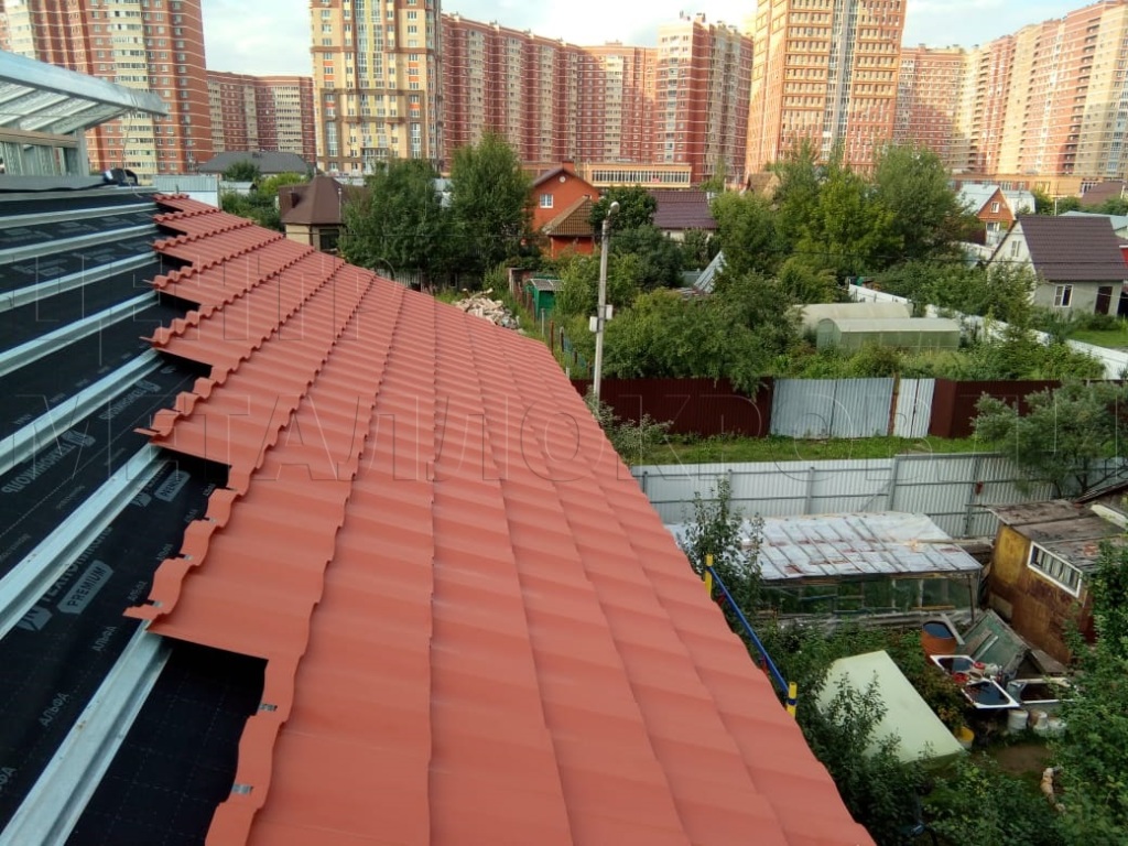 Металлочерепица Геркулес 8004 терракотовый Стальной Бархат от Центра Металокровли в Иркутске